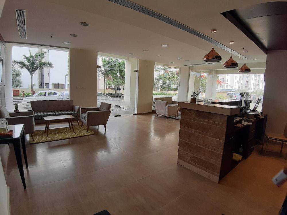 Starlit Suites Bangalore Kammasandra Экстерьер фото
