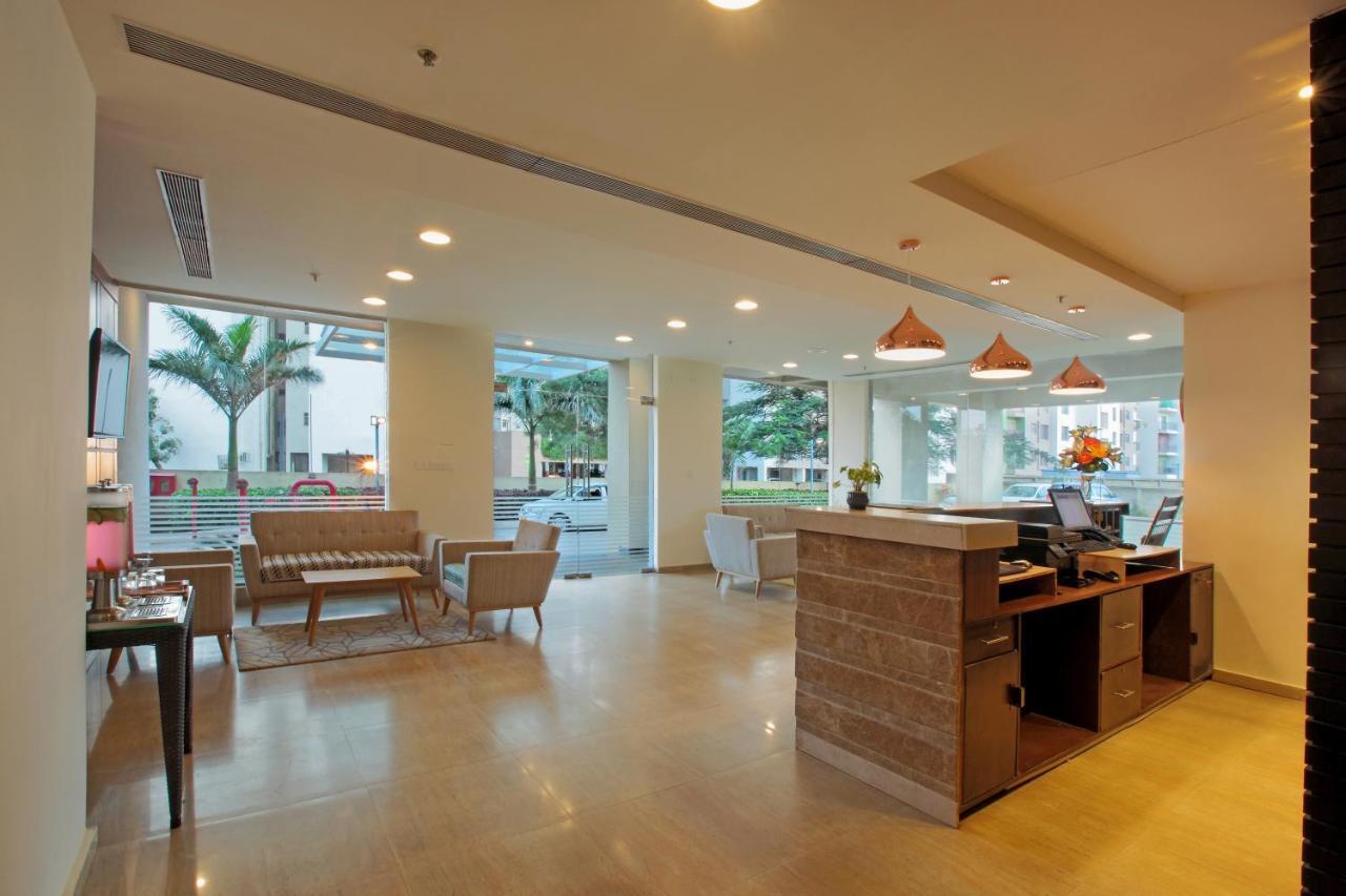 Starlit Suites Bangalore Kammasandra Экстерьер фото