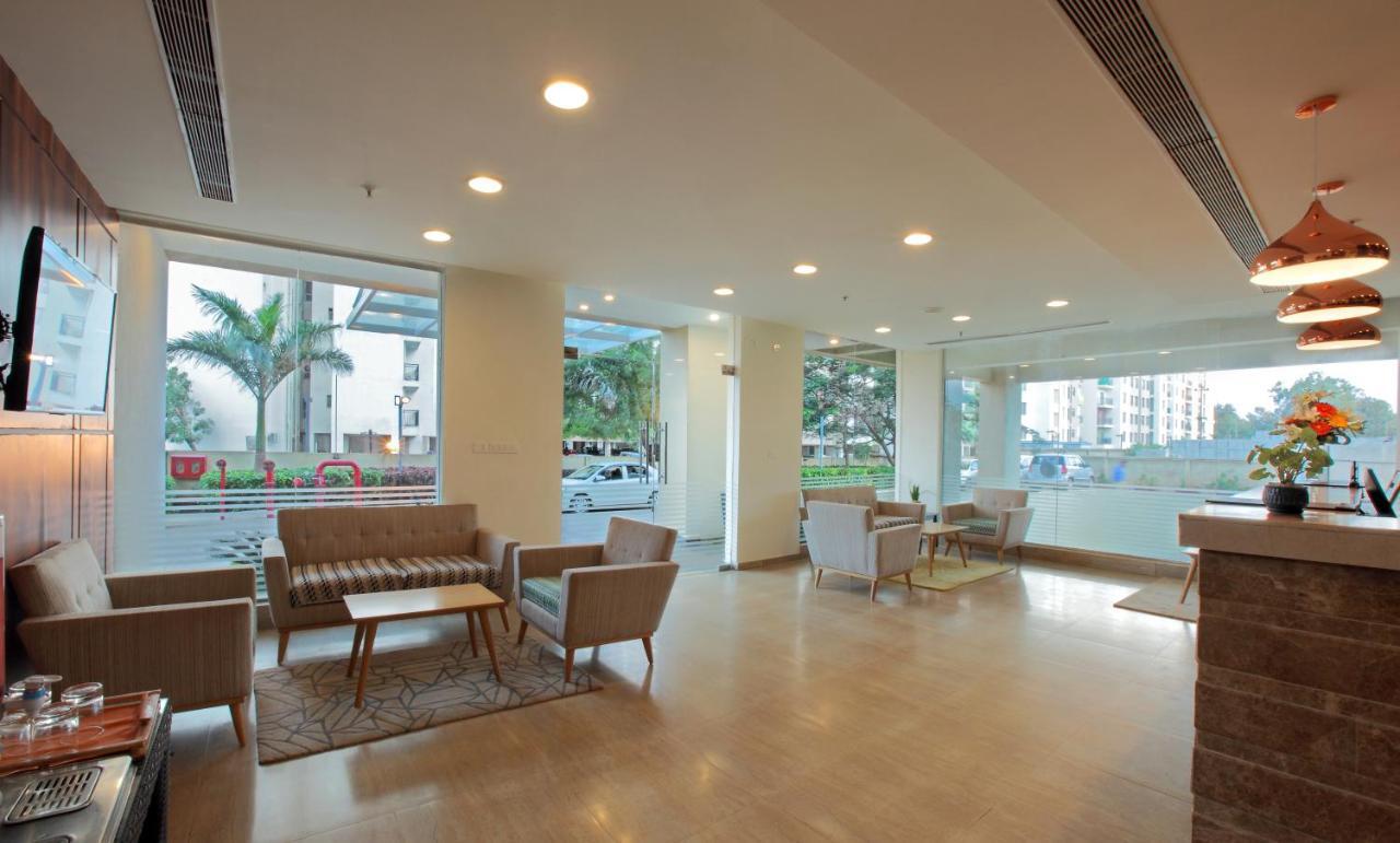 Starlit Suites Bangalore Kammasandra Экстерьер фото